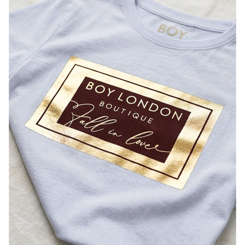 Playera Boy London Mujer Blanca Boutique Foil Oro