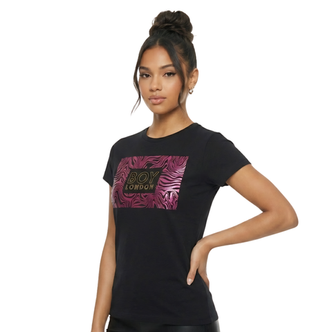 Playera Boy London Mujer Negra Estampado Rosa Foil