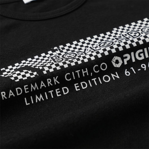 Playera Boy London Mujer Negra Manga Larga Checkerboard