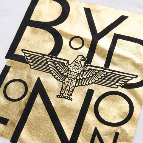 Playera Boy London Mujer Blanca Foil Dorado Casual