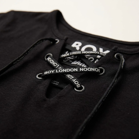 Blusa Boy London Mujer Negra Cordones Cruzados Logo