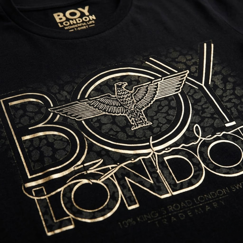 Playera Boy London Mujer Negra Foil Oro
