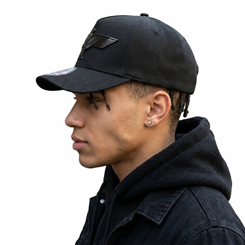 Gorra Ajustable Aguila Y Bordado Letras Negras Boy London Negro Único Liso