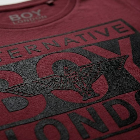 Playera Boy London Mujer Vino Alternative Águila