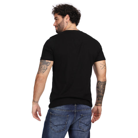 Playera Negra De Manga Corta Letras Texturizadas Boy London Negro Chica Liso
