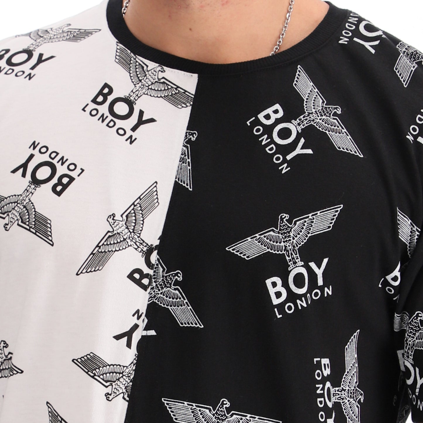 Playera De Algodon De Hombre Estampado Clasico Boy London