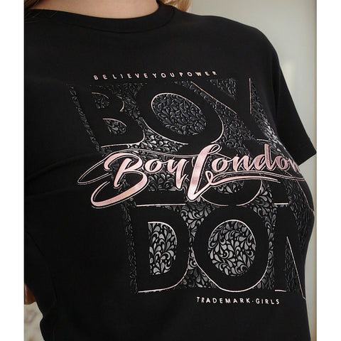 Playera Negra de Mujer Algodon Foil Rosa Texturizada Boy London