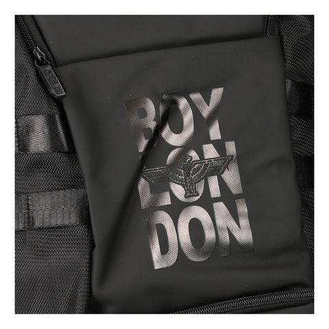 Backpack Mochila Negra Reflejante Placa Metálica Boy London