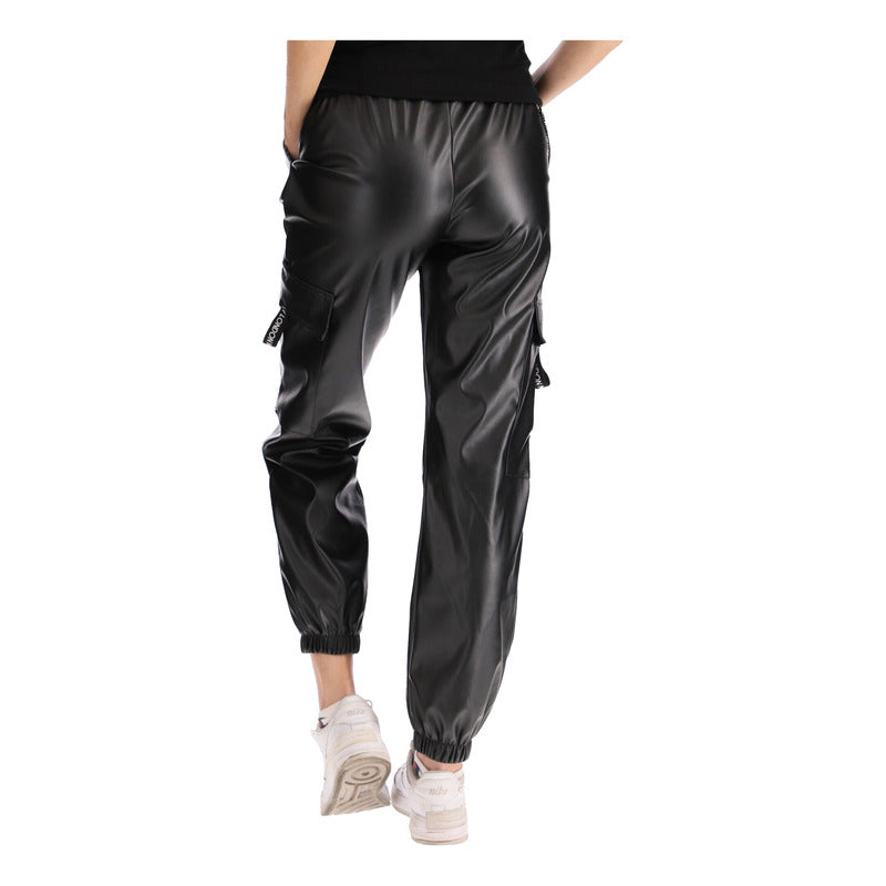 Pantalón Jogger Negro Vinipiel Cadenas Bolsillos Boy London
