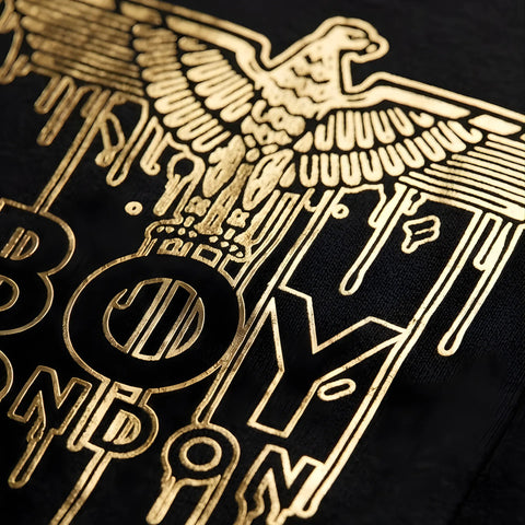 Playera Negra Hombre Letras Foil Dorado Estampado Boy London Negro Grande