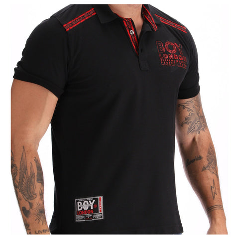 Playera Negra Tipo Polo Para Hombre Letras Rojas Boy London