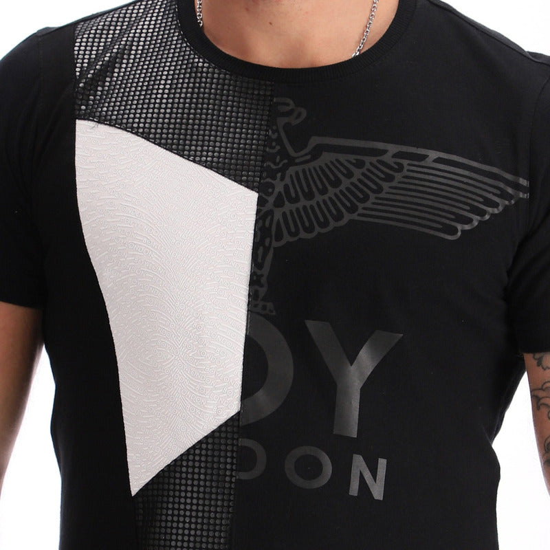 Playera Negra De Hombre Texturizada Con Puntos Boy London