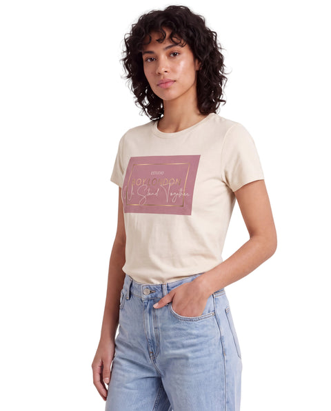 Playera Boy London Mujer Crema We Stand Together Rosa Palo