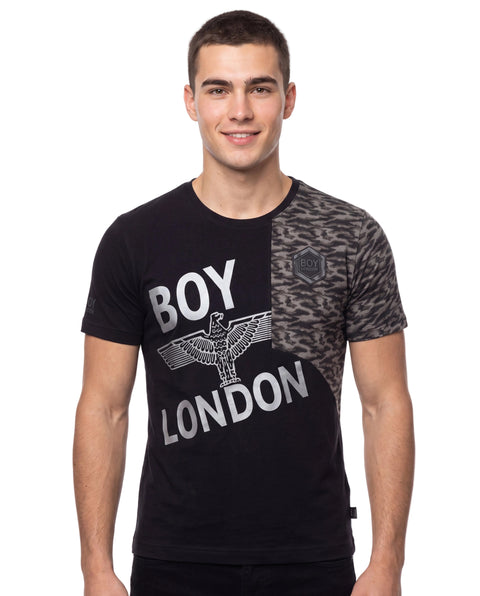 Playera Hombre Letras Negras Estampado Cruzado Boy London