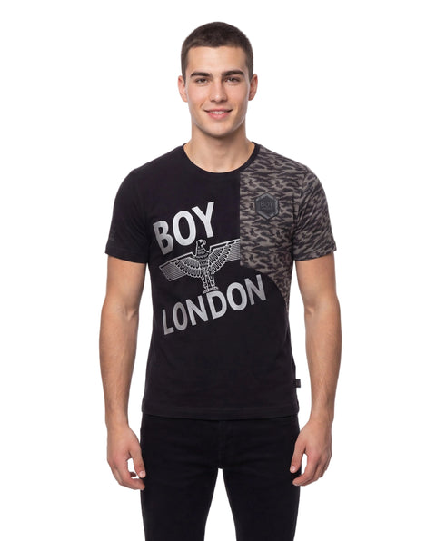 Playera Hombre Letras Negras Estampado Cruzado Boy London