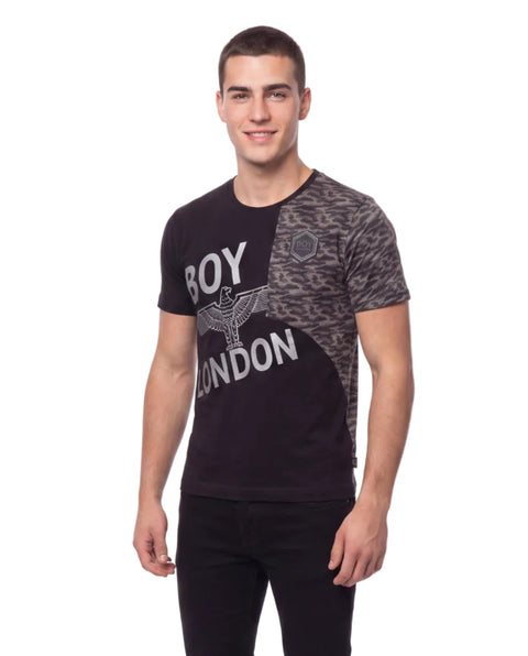Playera Hombre Letras Negras Estampado Cruzado Boy London