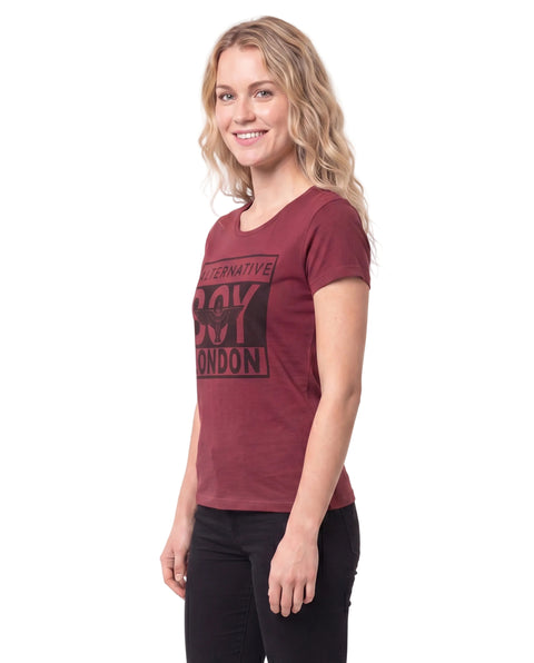 Playera Boy London Mujer Vino Alternative Águila