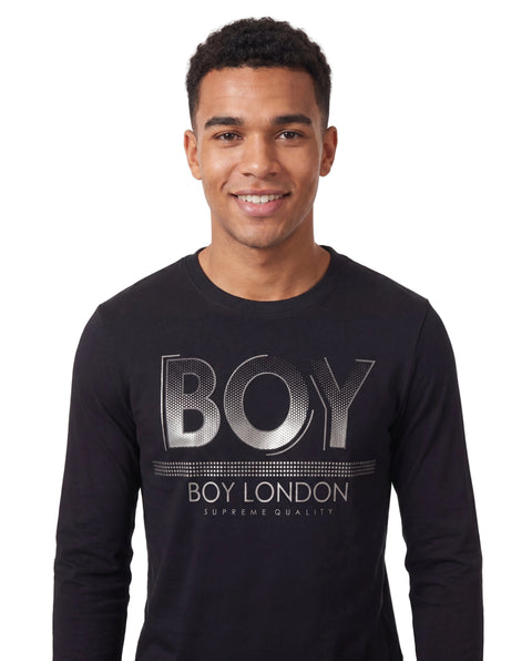 Playera de Manga Larga Negra con Estampado Metálico Boy London