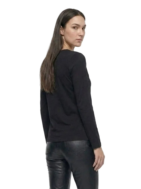 Playera Boy London Mujer Negra Manga Larga Pedrería Foil Dorado