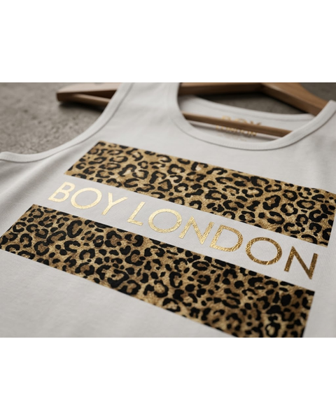 Blusa Tirantes Boy London Mujer Blanca Animal Print Leopardo