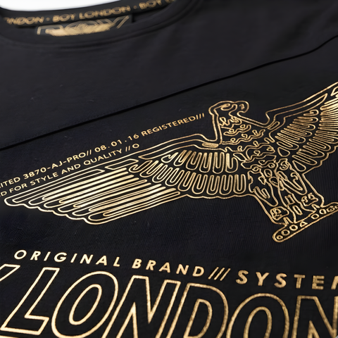 Playera Boy London Negra Águila Dorada Foil Original